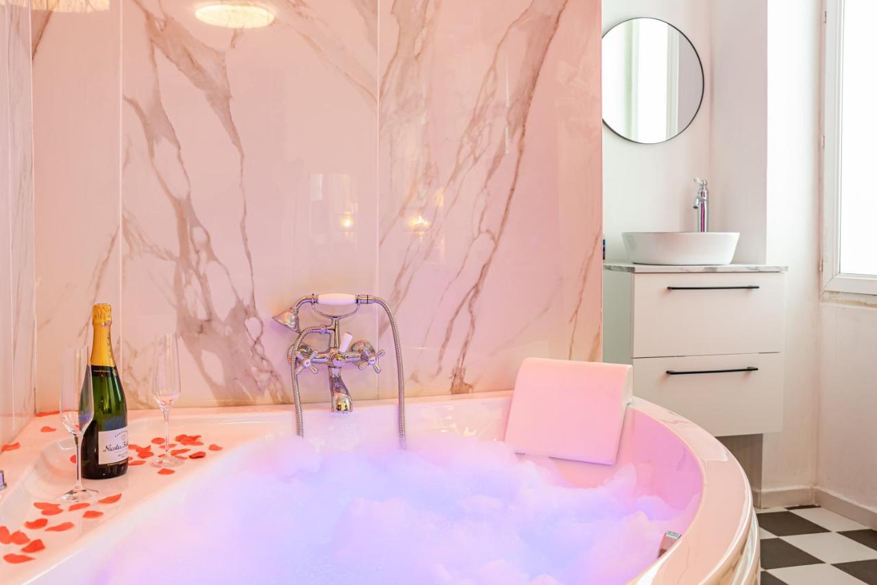 Aurora Lov'Room Proche De Saint Charles 马赛 外观 照片